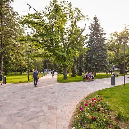 Mocca Studio Next To Crystal Garden And Russian Church София Екстериор снимка